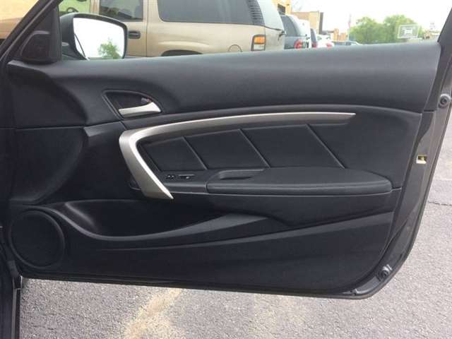 2011 Honda Accord EX-L V6 2dr Coupe 5A